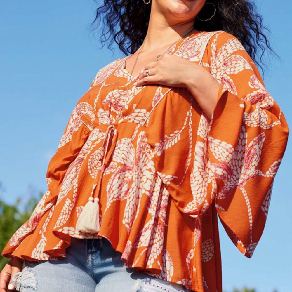 Maurice’s Floral Flounce Sleeve Peplum Top xxl